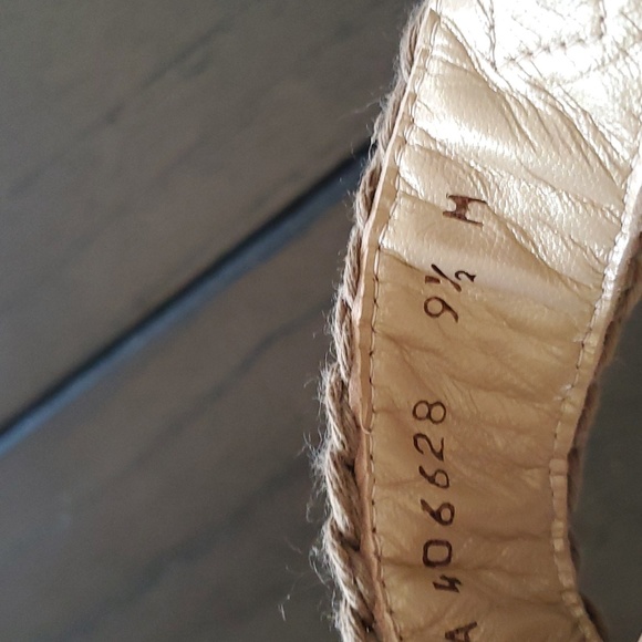 Stuart Weitzman Alex Lo Wedges, 9.5 - Picture 7 of 15